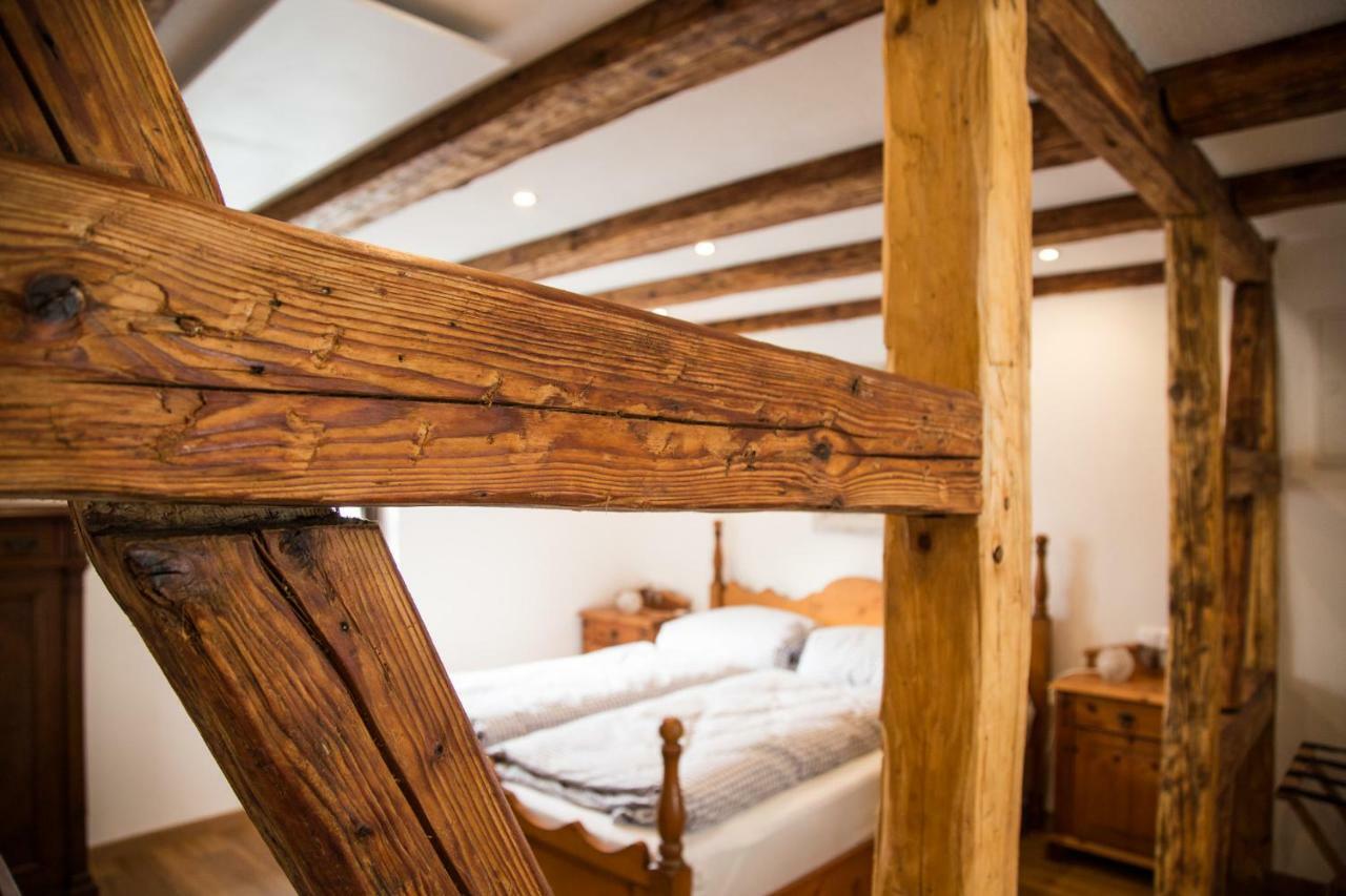 Alte Ritterstube Hotel Gunzburg Bagian luar foto